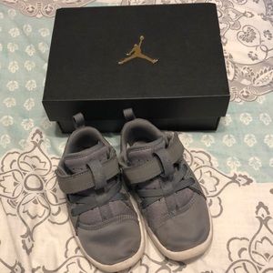 Air Jordan First Class